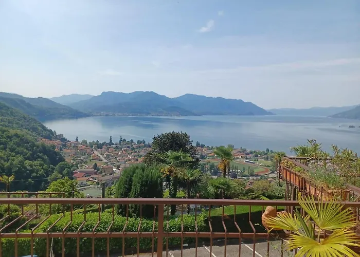 Σπίτι διακοπών In With Pool