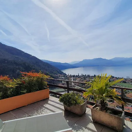 Lovely With Private Terrace Maccagno